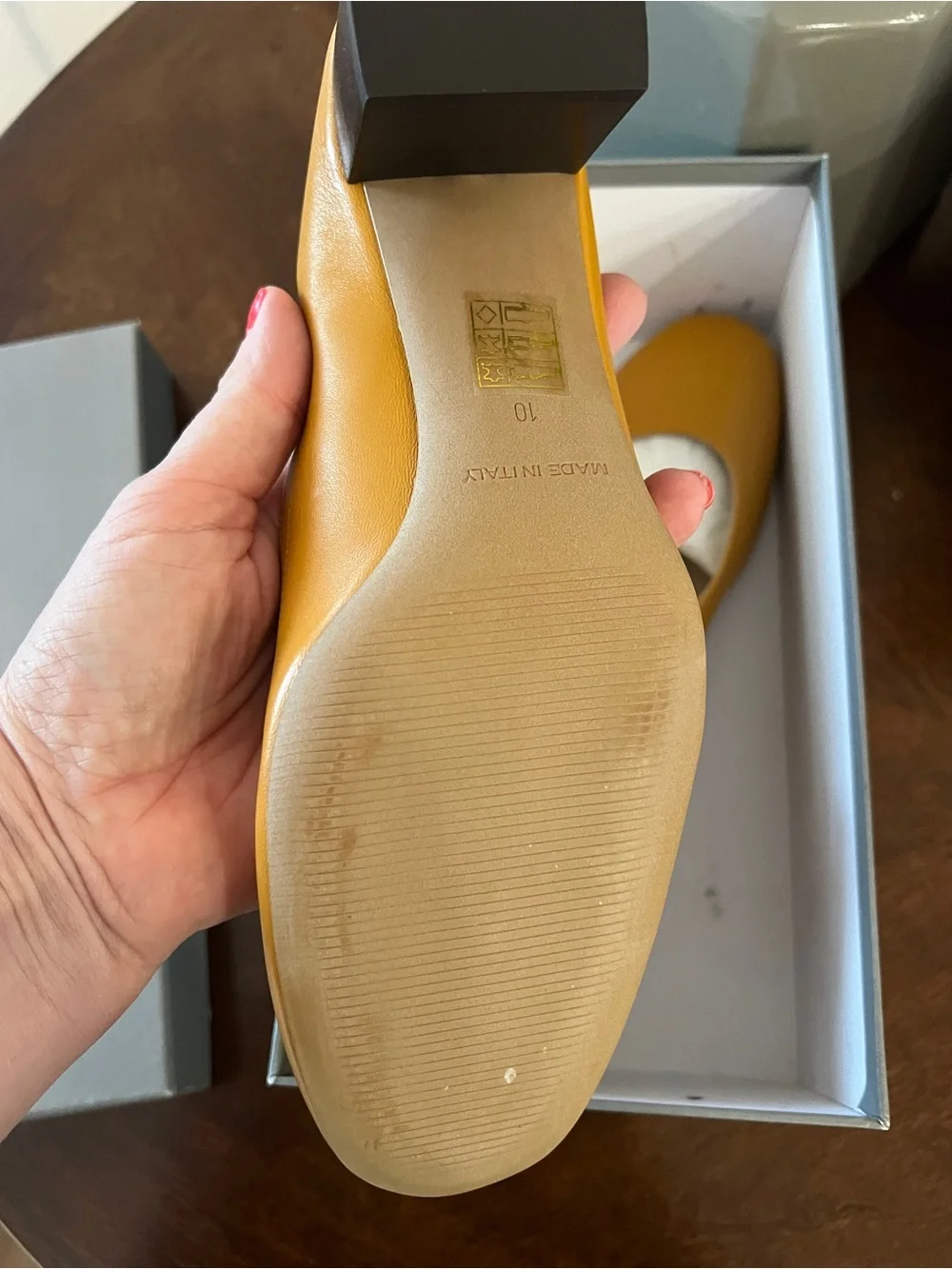 Everlane The Day Heel Mustard Yellow Italian Leather Pumps Size 10 New in box - Picture 8 of 9